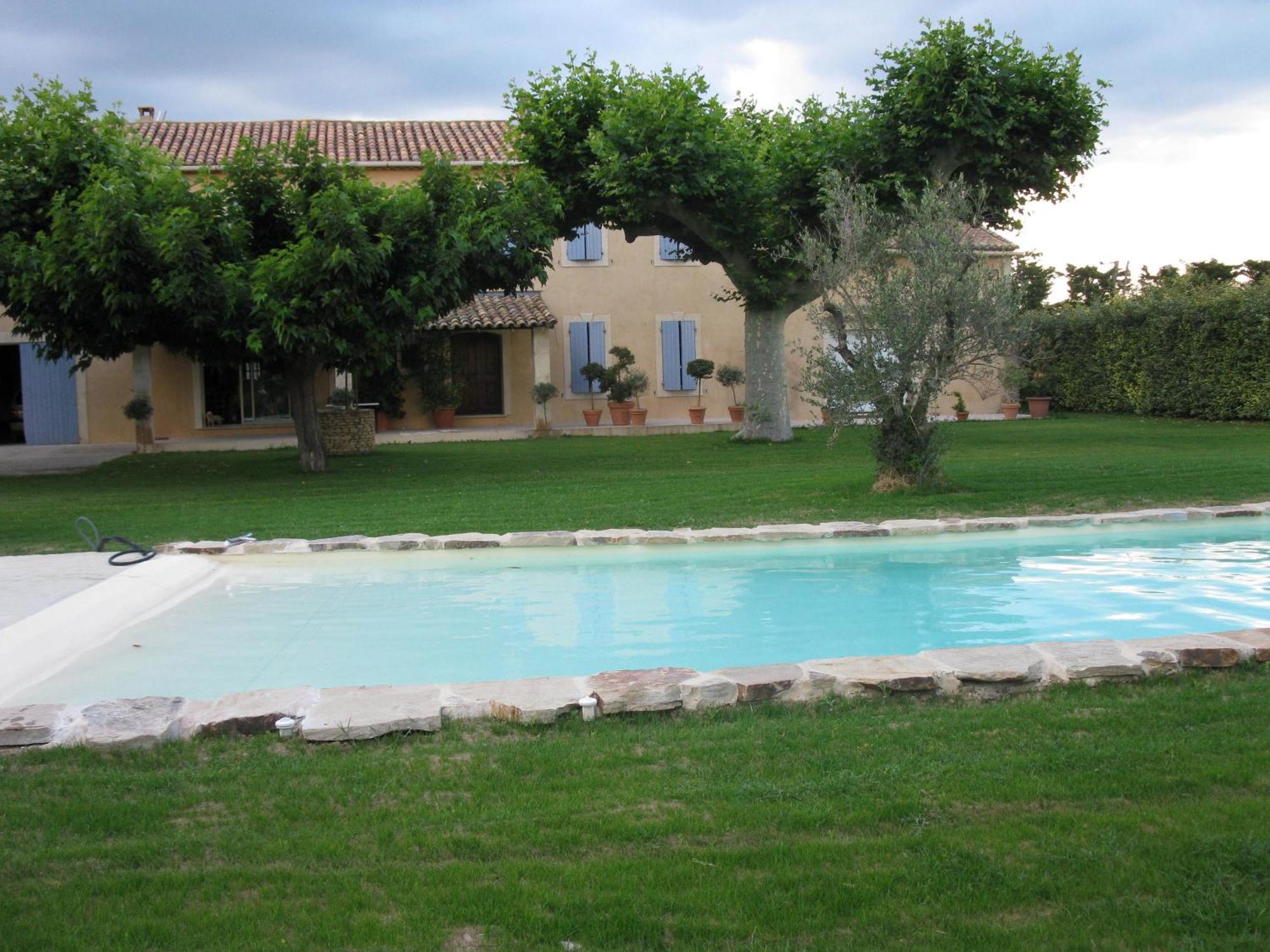 Mas Saint Julien Bed and Breakfast Cavaillon Δωμάτιο φωτογραφία